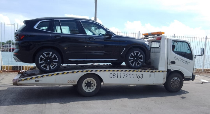 JASA MOBIL TOWING DI BAKAUHENI LAMPUNG 08117200163