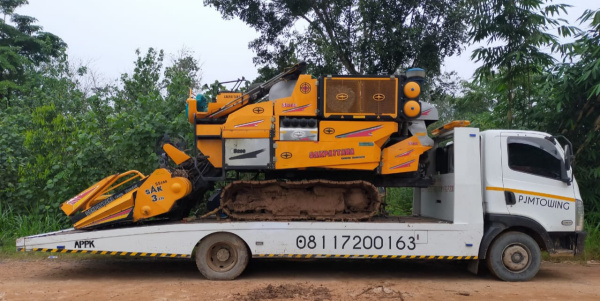 DAFTAR HARGA JASA KIRIM ALAT BERAT, MINI EXCAVATOR, FORKLIFT, GENSET DAN TRACKTOR DI BOGOR JAWA BARAT 08117200163